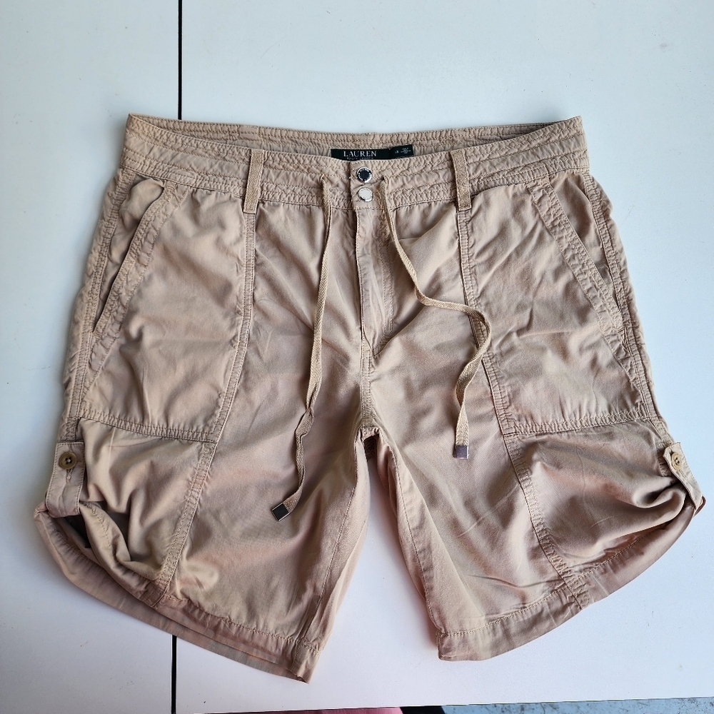 Ralph Lauren Womens Beige 100% Cotton Cargo Shorts Cuffed Sides Lighweigh Sz 12